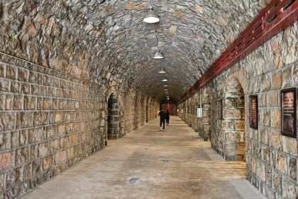 LAO MI LE LI JING DIAN