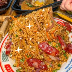 自蚝餐厅·功夫鸡蛙煲·牛腩·牛杂煲 User Photo