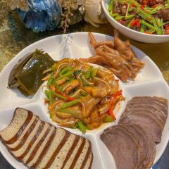 侯社长·荆楚鲜鱼馆(徐东店) User Photo