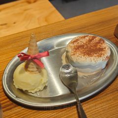 三·甘い 室(荷花新村店) User Photo