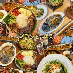 欧鲁家雪山观景咖啡Olu·cafe&lounge User Photo