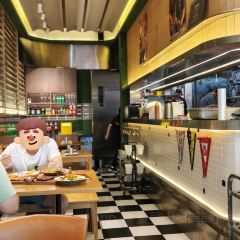 Gebrwurst xiangchangxiongdi·deguoxiangchangpijiucanba (shidaitianjie) User Photo