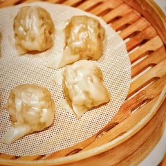 XIN RONG JI XIAN JU DIAN User Photo