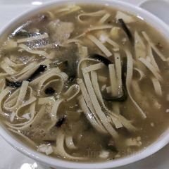 Tiansanjuanmo (renminzhonglu) User Photo