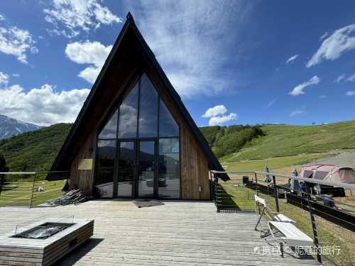 Hakuba Mountain Harbor- The City Bakery