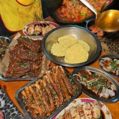 自蚝餐厅·功夫鸡蛙煲·牛腩·牛杂煲 User Photo