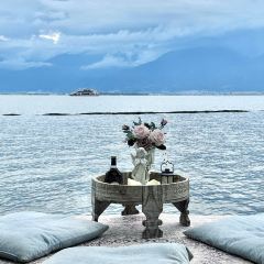 世内桃源·落日海景餐厅(双廊店) User Photo