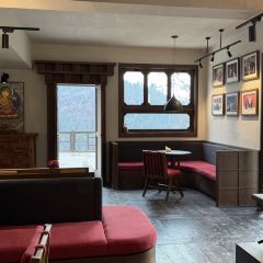 Abuluzicang Restaurant (jiuzhaigou) User Photo