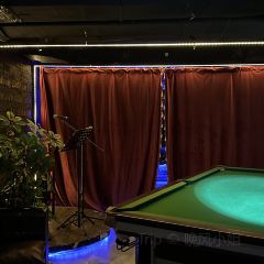 FOLLOW LOUNGE User Photo