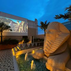 LUXE LOUNGE User Photo