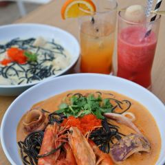 Natsu Bar & Dining User Photo