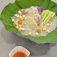 LIN JIANG YING User Photo