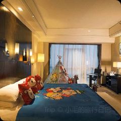 海外海皇冠大飯店海瀾旋轉餐廳張用戶圖片