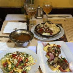 Szazeves Etterem User Photo