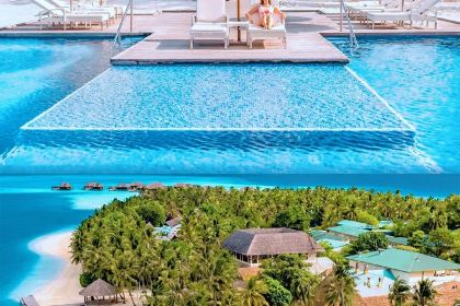 이타아 해저 레스토랑