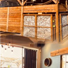 Tide and Vine Oyster House 여행 사진