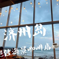 Cafe Mou Moon User Photo