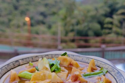 东吴酒家(荫山街店)