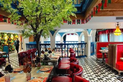 卢布里西餐厅(星海广场店)