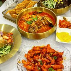 Wuli亲故·韩式炸酱面 User Photo