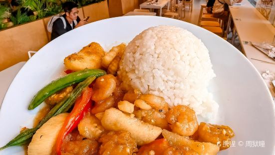 Yijia Restaurant (beihuandadao)