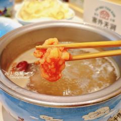 SAI WAI TIAN RUN XIAN YANG GUAN 여행 사진