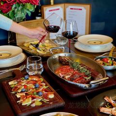 MURBEN牧尔本牛排馆(老洋房江苏路店) User Photo