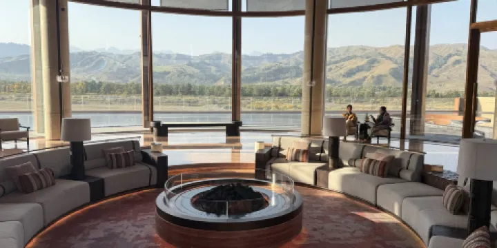 那拉提英迪格酒店·恰秀·鄰里餐廳