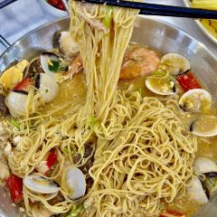 Lao Zhai Alley Zaopocu Hot pot · Houan Rice Noodle (Shimei Bay Branch) User Photo