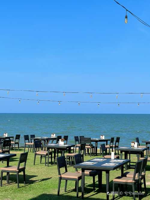 Baan Dum Oceanfront Seafood