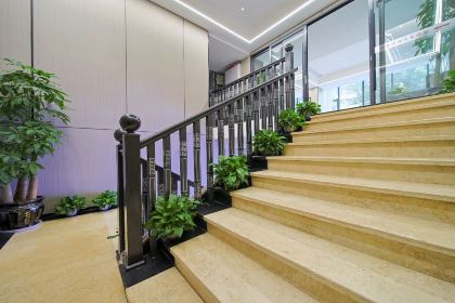 南方米线(荷叶街店)