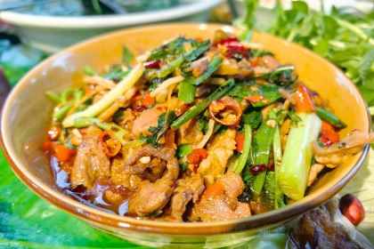 墨江哈尼一家人饭店(双胞大道店)