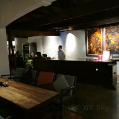 Hum, Garden & Restaurant User Photo