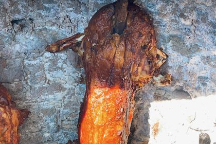 库车阿力木夹馅面食馆