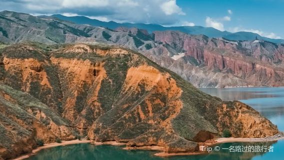 Kanbula National Forest Park - Turtle Mountain and Peaceful Lake