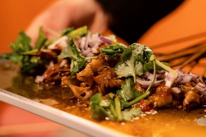 蹄欢欢炭火烧烤(政七街店)