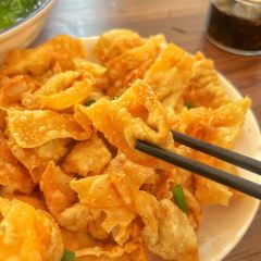 贰拾贰食栈(伴月店) User Photo