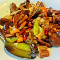 wan sheng he User Photo