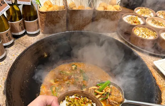 印象老灶台三下鍋·柴火現炒土家味（標誌門駝峯路店）
