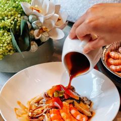 东海滙舟山海鲜(南京西路店) User Photo