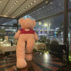 The Starry Frantier Bund Outlet User Photo