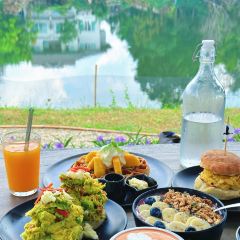 Bella Goose Cafe on the Pond User Photo