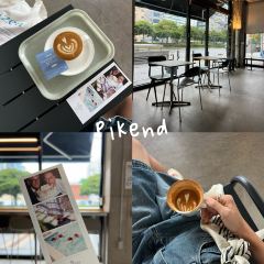 Having Moment User Photo