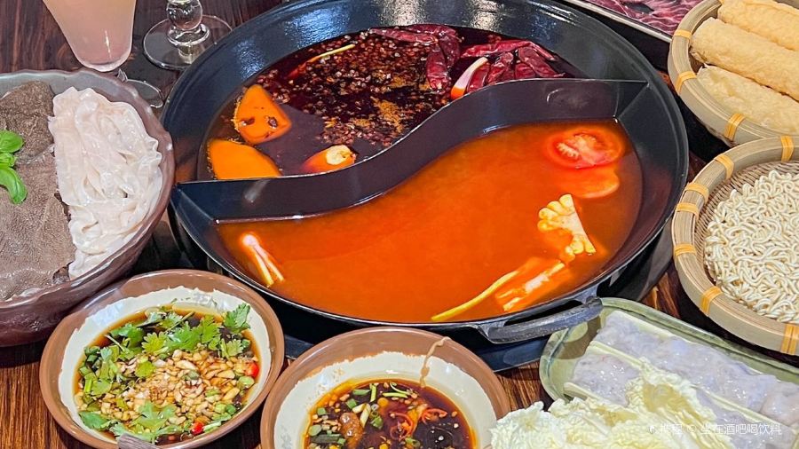 牛小妹牛骨火鍋（花千樹店）