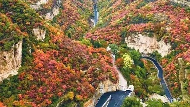 Hongtiguan Ancient Path Scenic Area