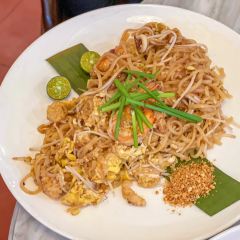WOnDER LAND_sayaw thai food User Photo