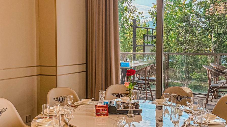 Bao Rong Yu Guan · Lin Hu Zhi Yan(Qian Dao Hu Dian )