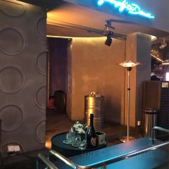 NEON DANCE User Photo