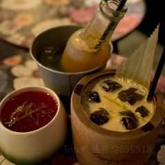 Nonsense Cafe & Bar - Wuchang Branch 여행 사진