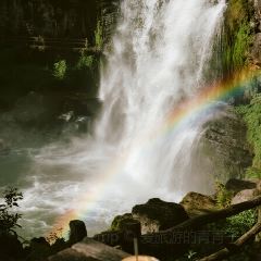 翁布悬崖瀑布咖啡 User Photo